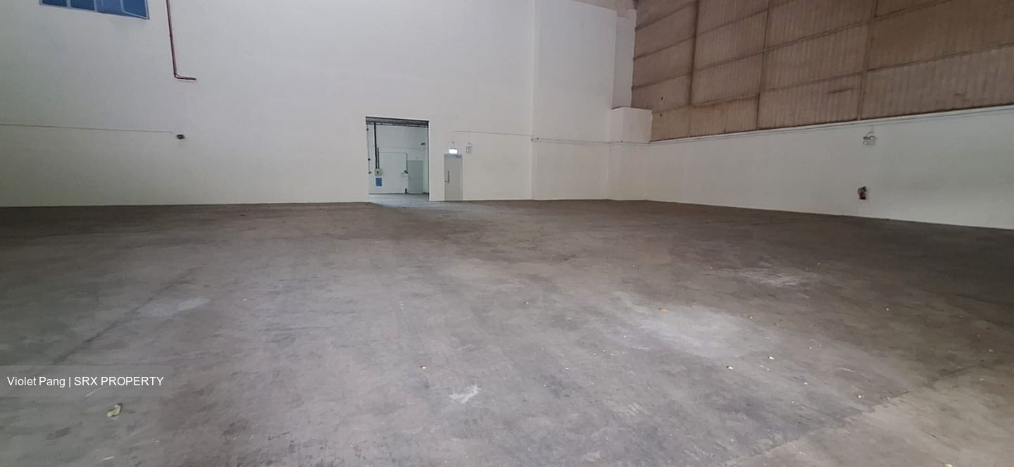 Jurong Port Road (D22), Warehouse #437862371